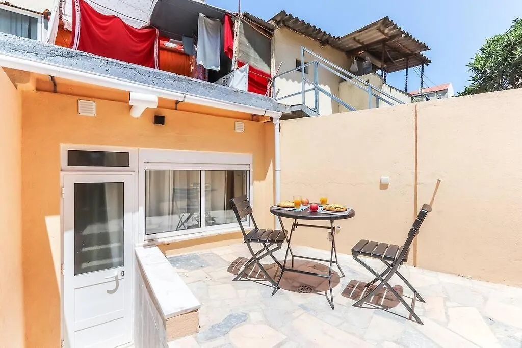 Vita Portucale ! Bright Campo Ourique W/ Terrace Lisboa Daire